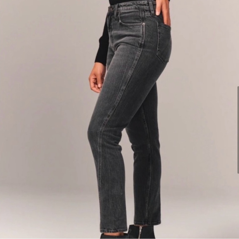 Abercrombie & Fitch The Skinny High Rise Curve Love - 25/0R - Washed Black